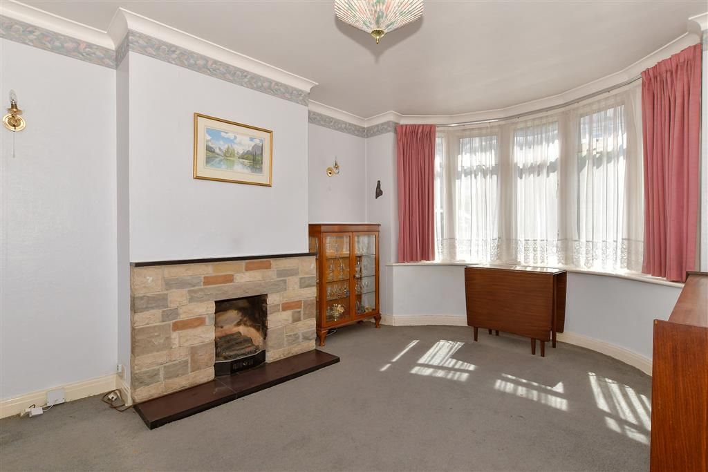 Property photo 2 of 10 Living Room