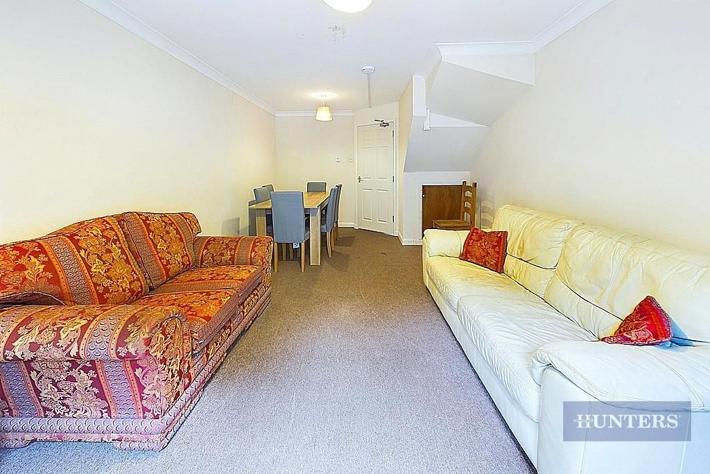 Property photo 3 of 17 Cam01635G0-Pr0257-Still004.Jpg