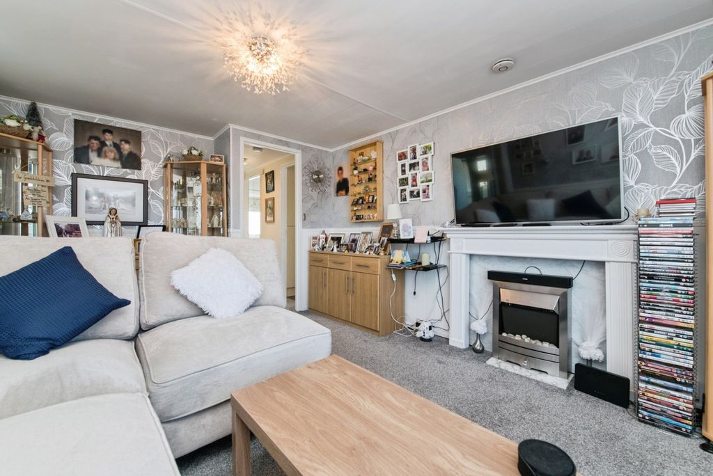 Property photo 2 of 13 Pbox-Img.Jpg