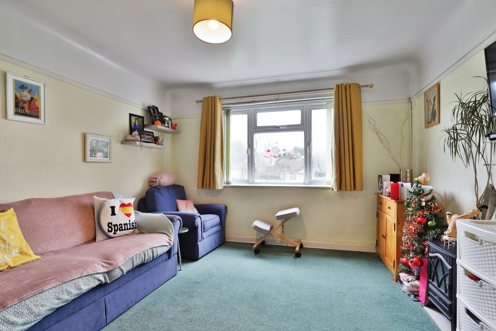 Property photo 3 of 11 Photography