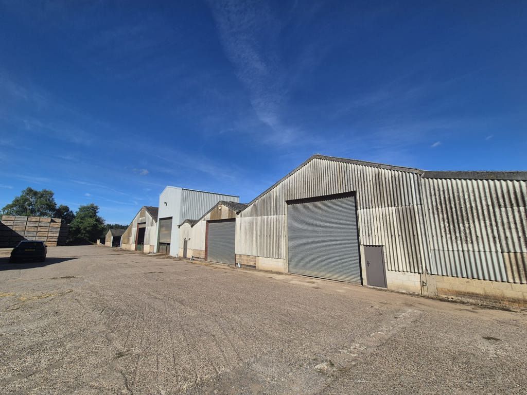 Property photo 1 of 5 Photo 4