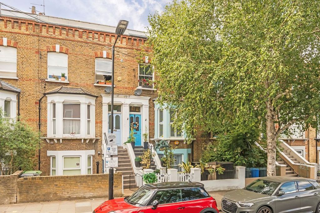Property photo 1 of 11