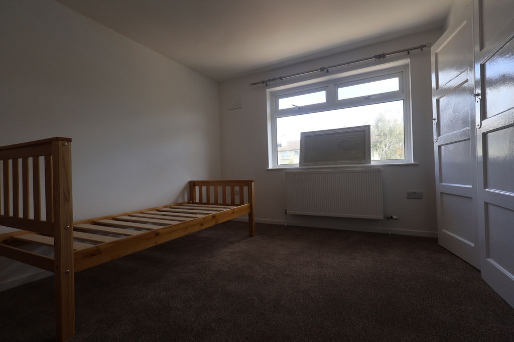 Property photo 3 of 11 Img_0693