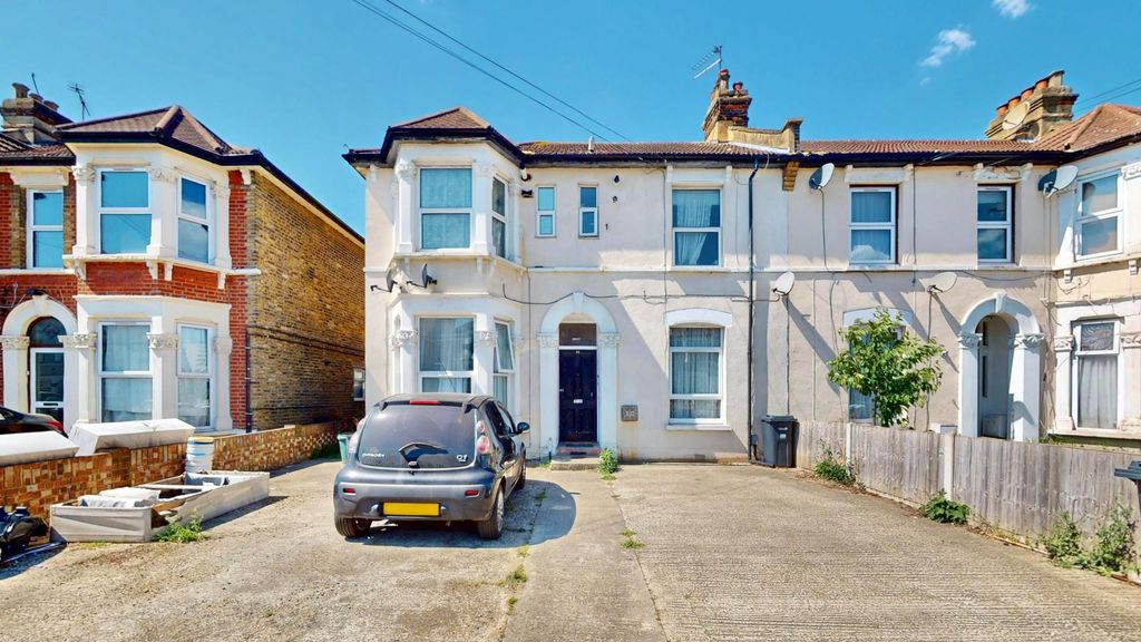 Property photo 1 of 12 56D-Grosvenor-Road-05122025_144304.Jpeg