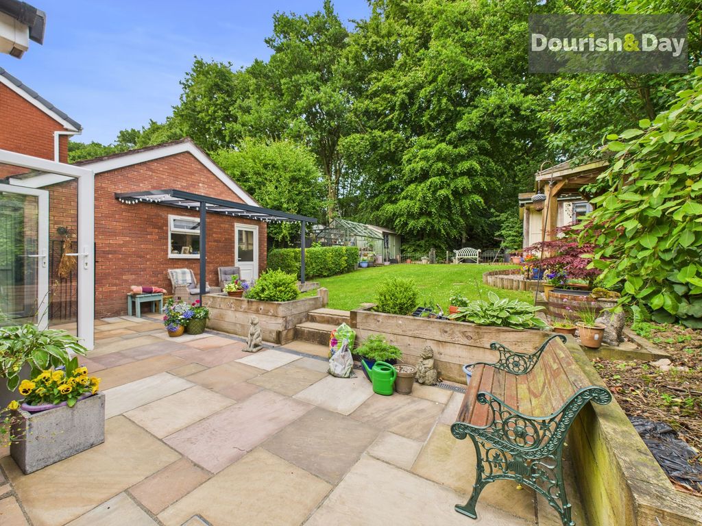 Property photo 2 of 33 Rear Garden