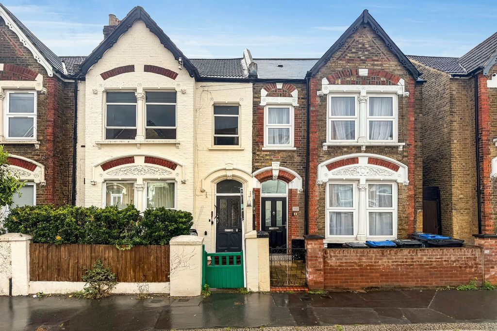 Property photo 1 of 13