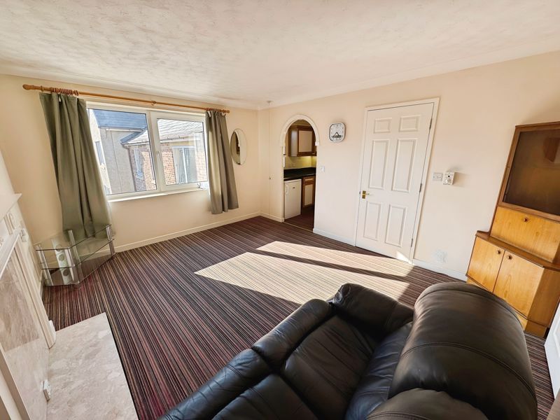 Property photo 2 of 8 Photo 5