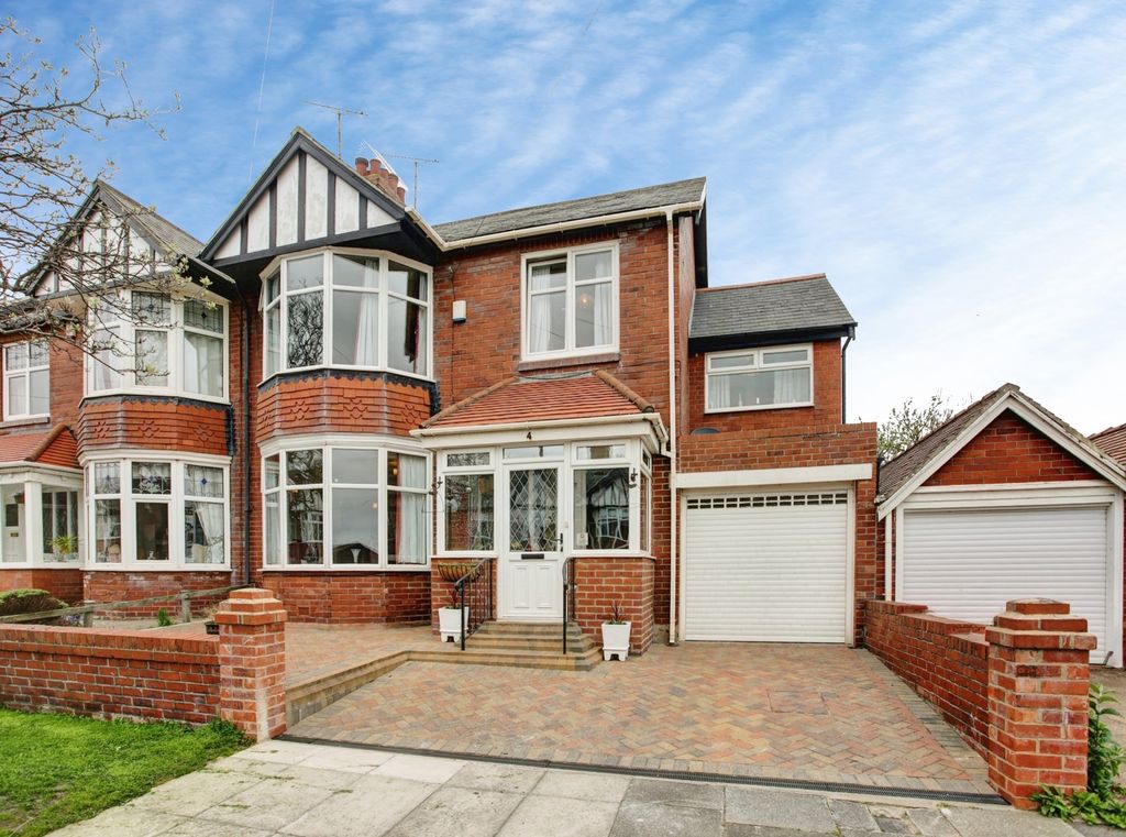 Property photo 1 of 16 Pbox-Img.Jpg