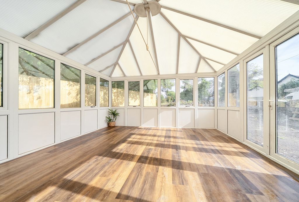 Property photo 3 of 15 1510072-3-6A9699A...