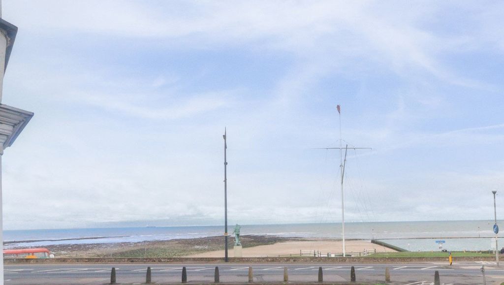 Property photo 1 of 12 Picture 1