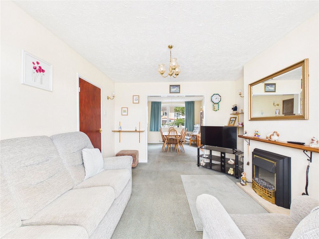 Property photo 3 of 22 Picture No. 06
