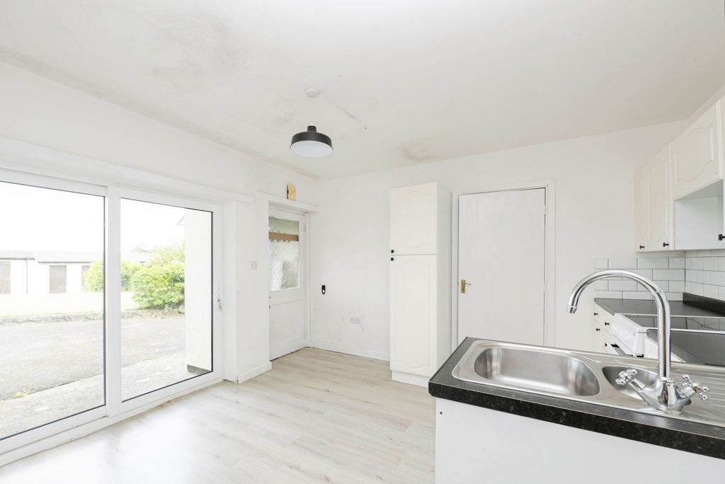 Property photo 2 of 17 Annex Kitchen/Diner