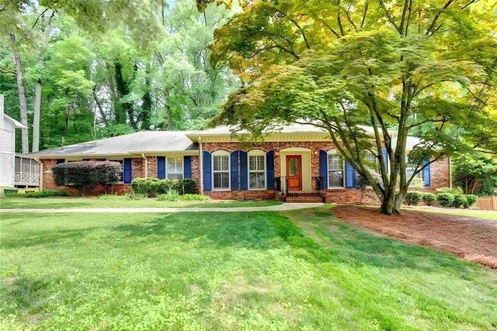 Property photo 1 of 50