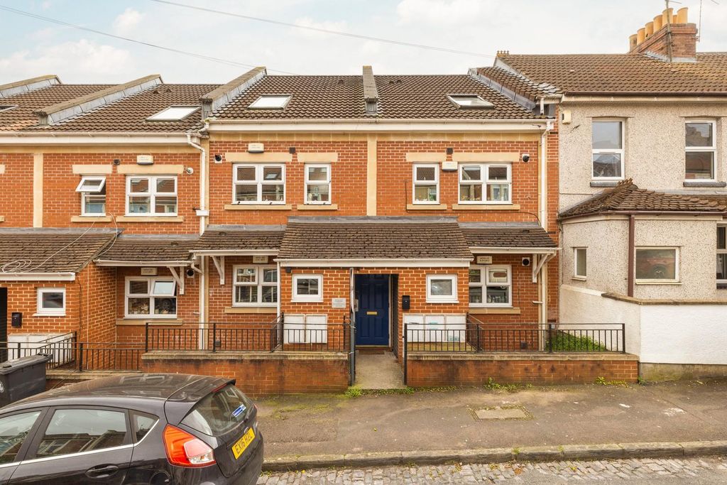 Property photo 2 of 30 Char0144.Jpg