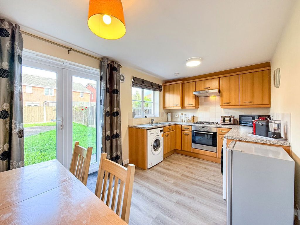 Property photo 2 of 16