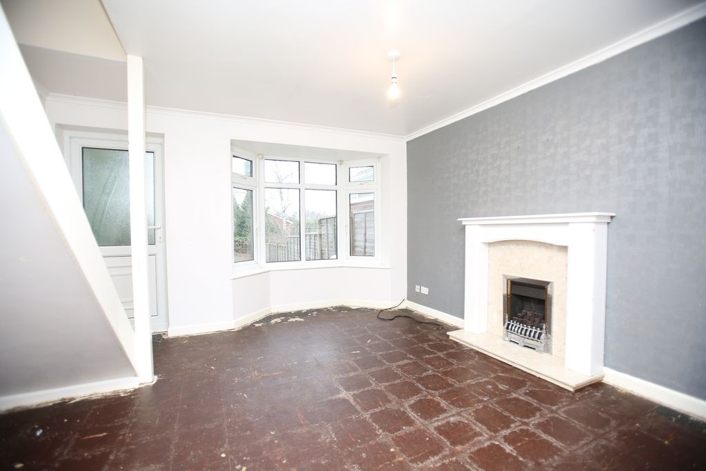 Property photo 3 of 9 593A3550