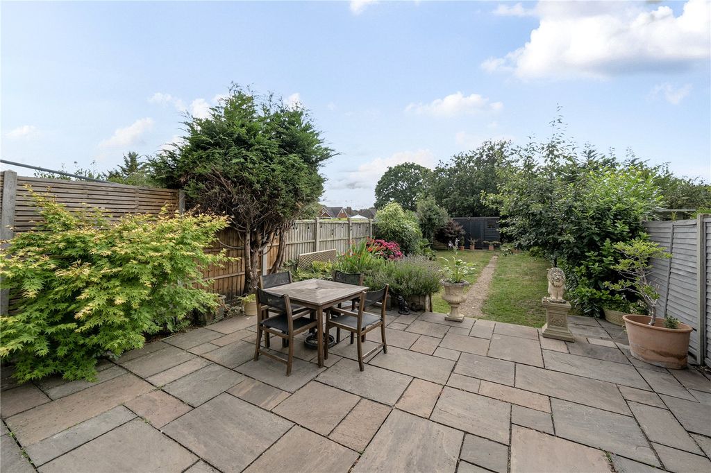Property photo 2 of 40 Picture No. 30