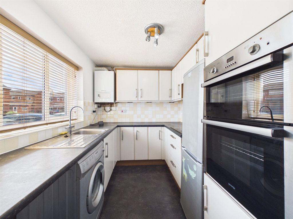 Property photo 2 of 11 Picture No. 17