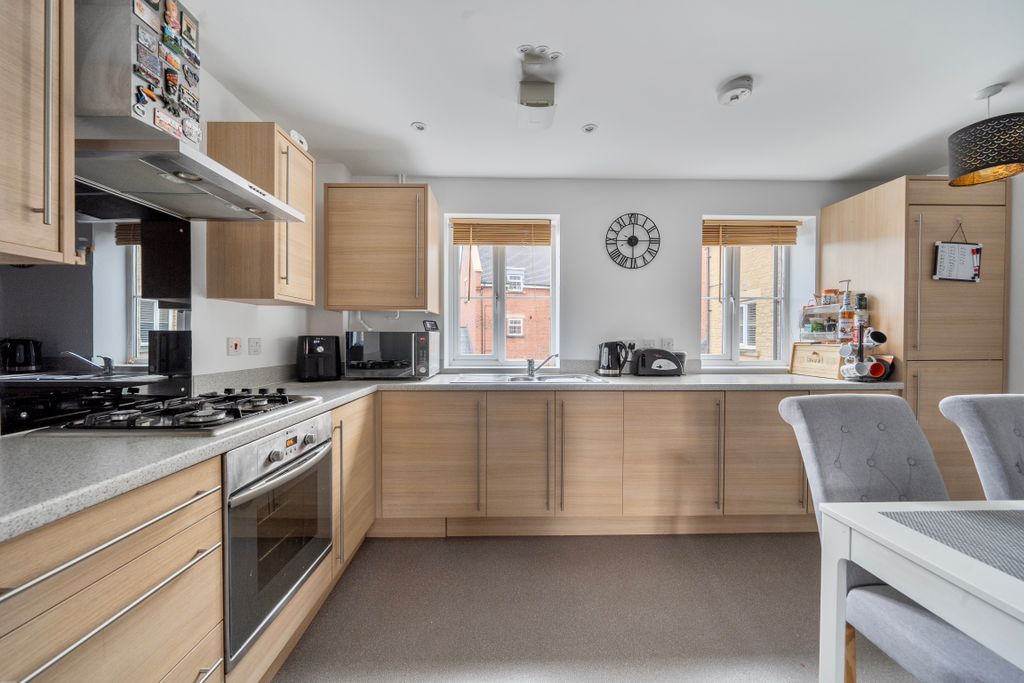 Property photo 3 of 10 1402915269735872Aac6E