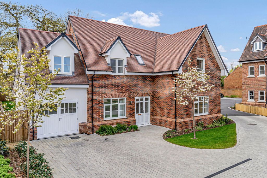 Property photo 1 of 14