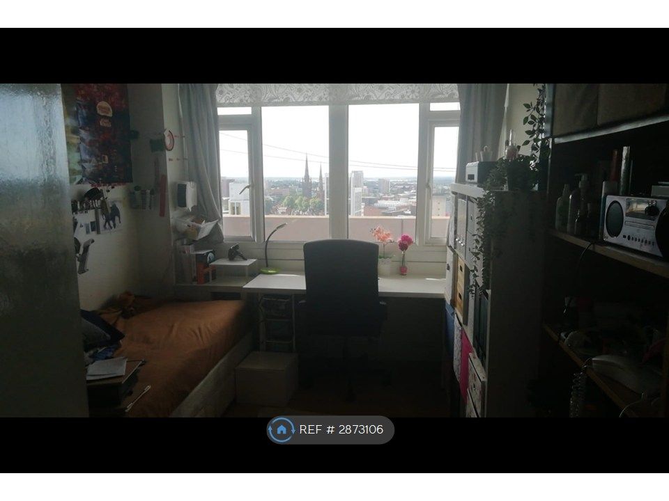 Property photo 2 of 15 Bedroom 1