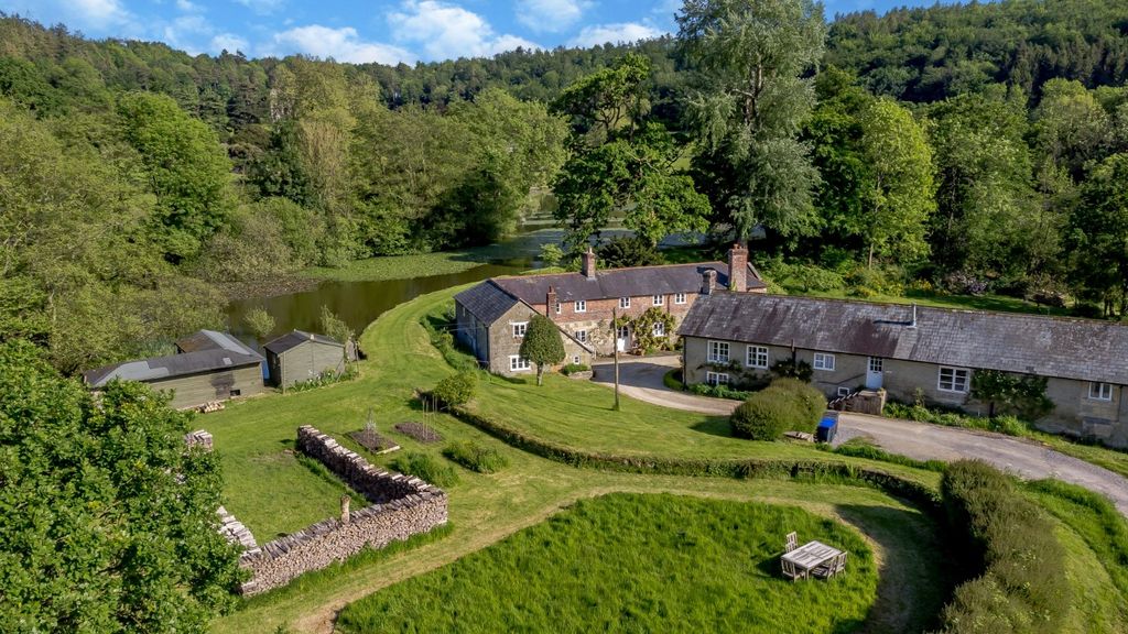 Property photo 1 of 23 Ark Farm