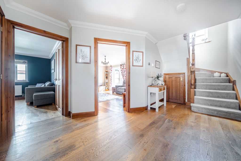 Property photo 2 of 24 Seddons - Nomansland