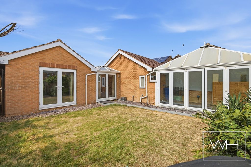Property photo 2 of 20 8 Perran Grove, Cusworth 20