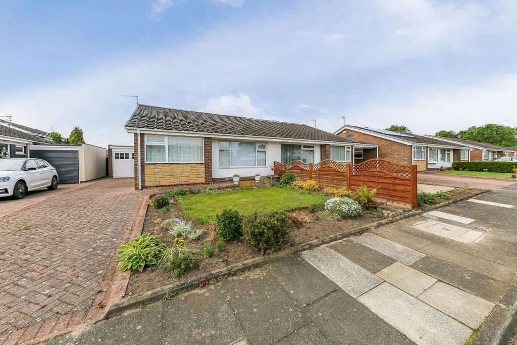Property photo 1 of 19 External