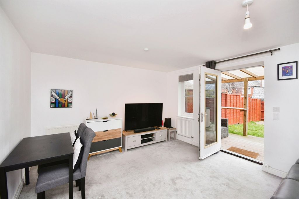 Property photo 3 of 15