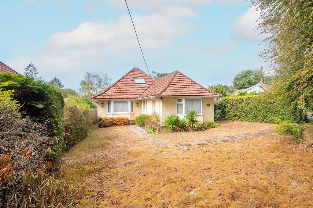 Property photo 1 of 18