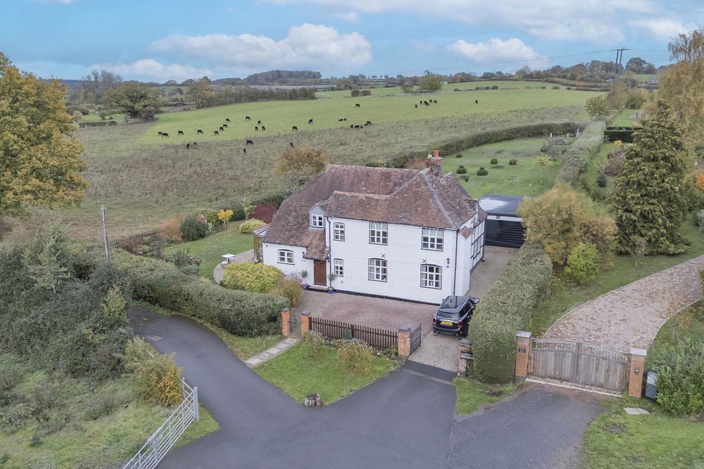 Property photo 1 of 30