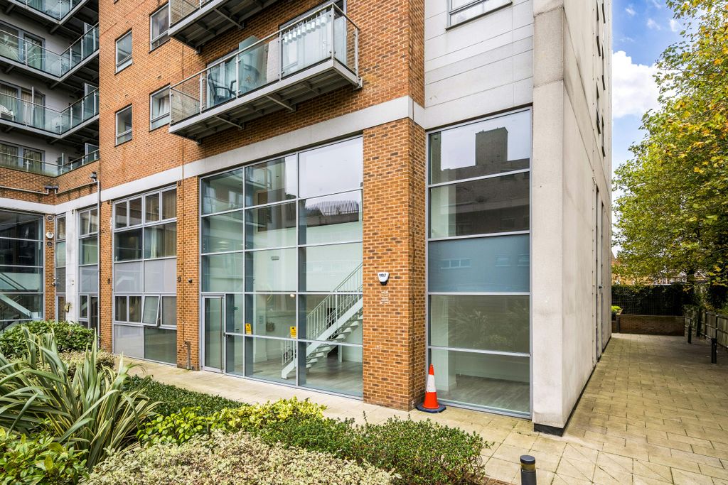 Property photo 2 of 9 1365361168E7Ab75E2dc8.Jpg