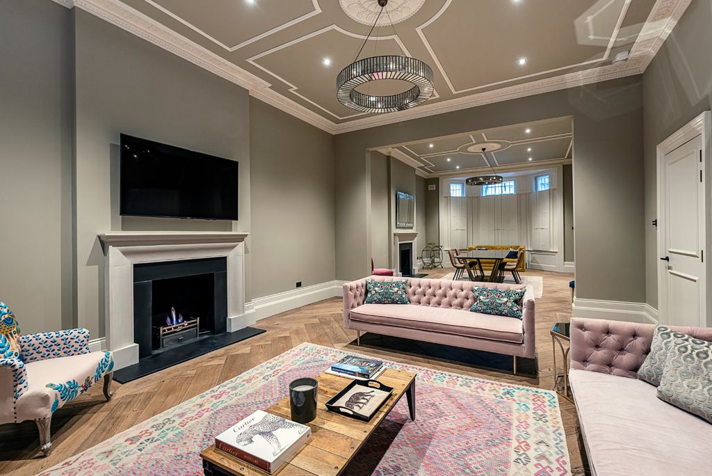 Property photo 3 of 21 Picture No. 23