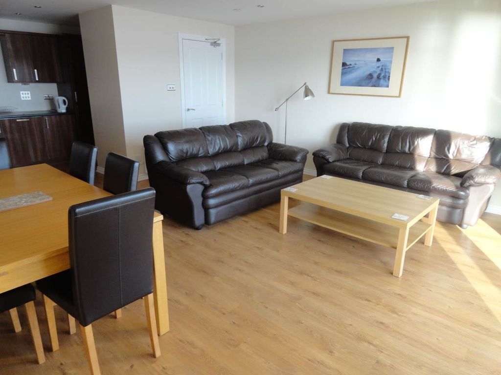 Property photo 3 of 11 Dsc01468