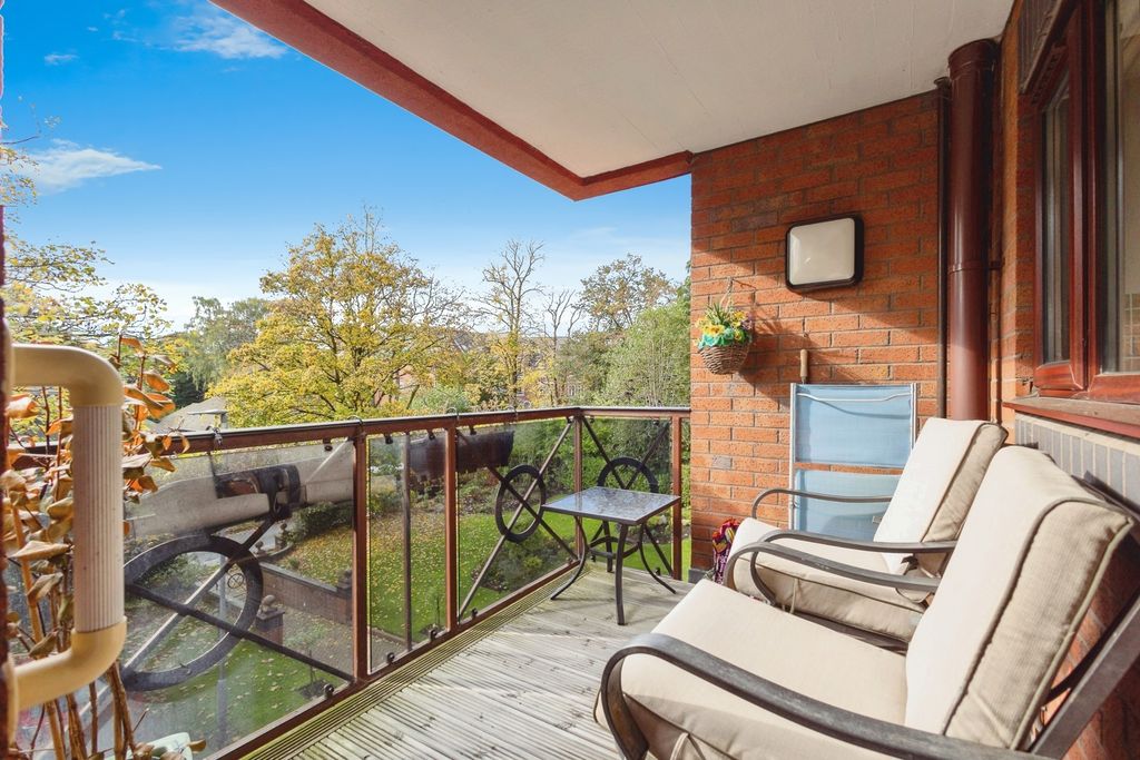 Property photo 2 of 17 Photo