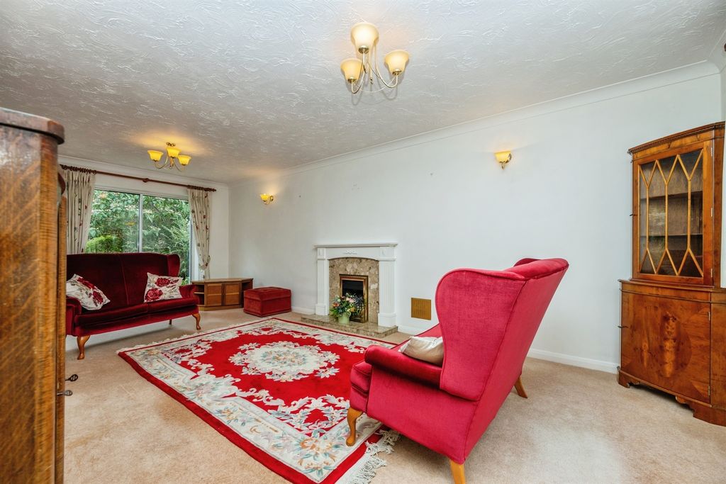 Property photo 3 of 22