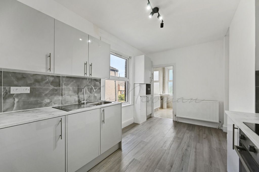 Property photo 3 of 9 Jpg
