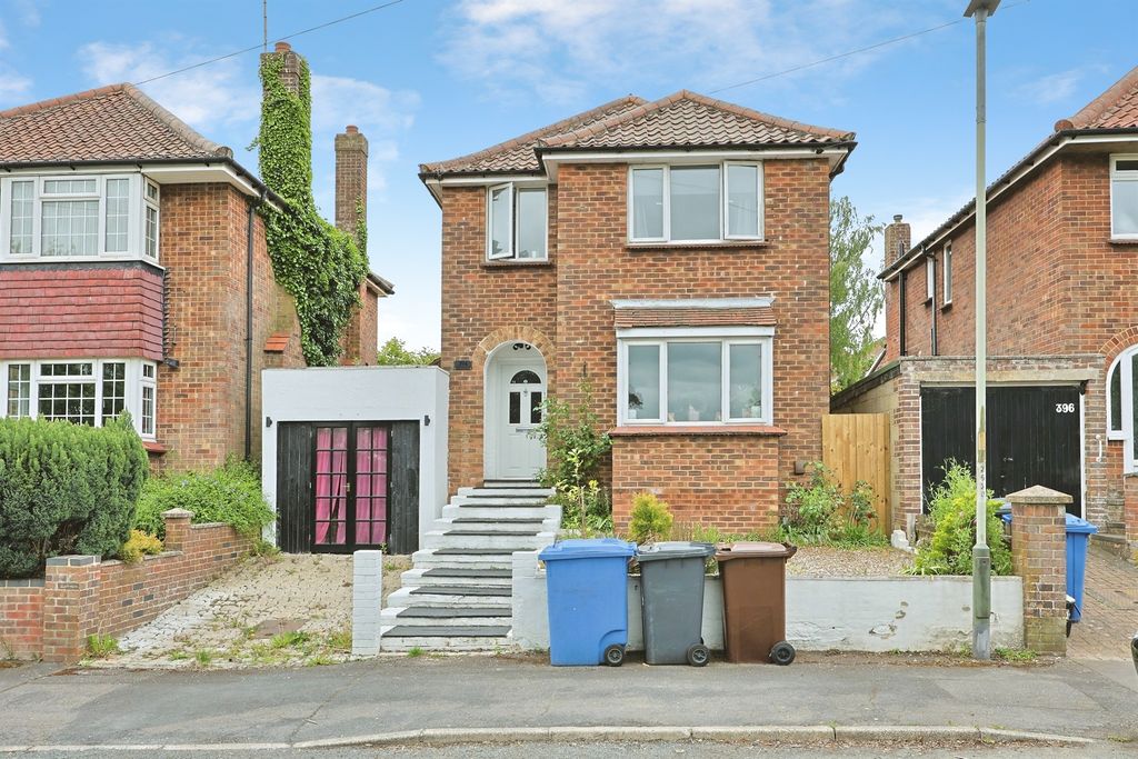 Property photo 1 of 19