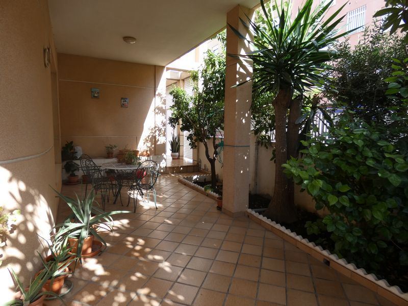 Property photo 2 of 46