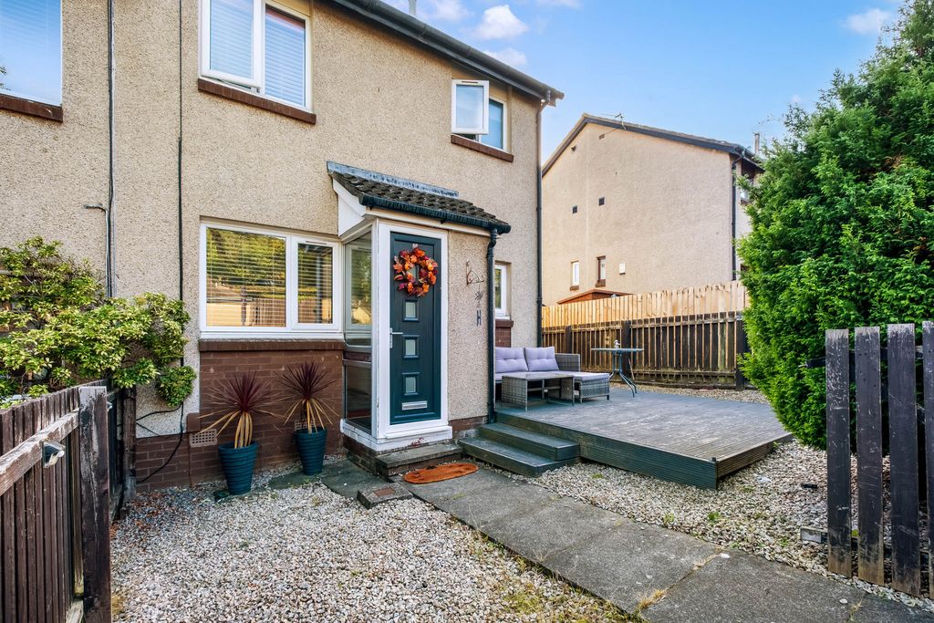 Property photo 2 of 29