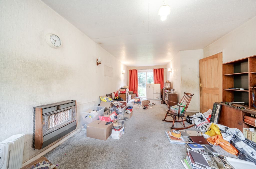 Property photo 2 of 11 1371634-7-68F787F8770c1