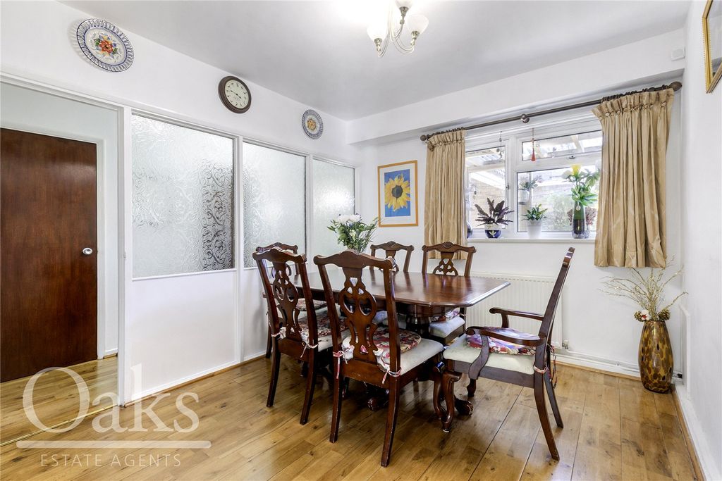Property photo 2 of 12 Picture No. 11