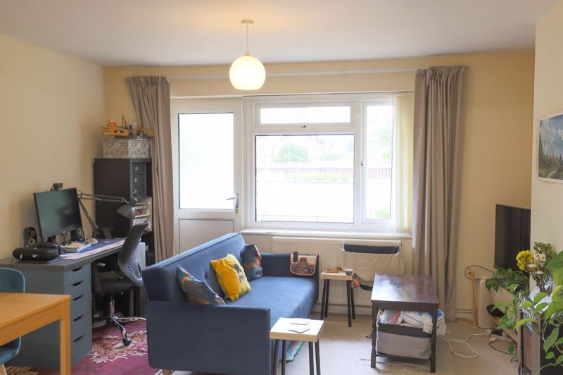 Property photo 3 of 11 Photo 9