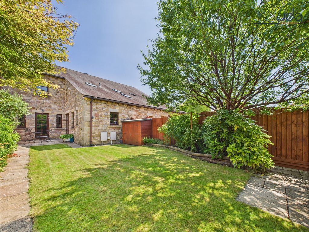 Property photo 2 of 15 Spacious Rear Garden With Mature Plants And Boarders
