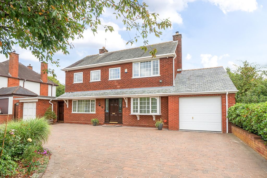 Property photo 2 of 23