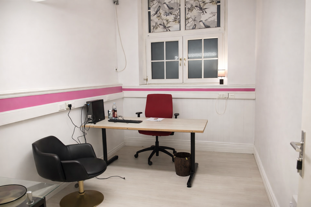 Property photo 1 of 4