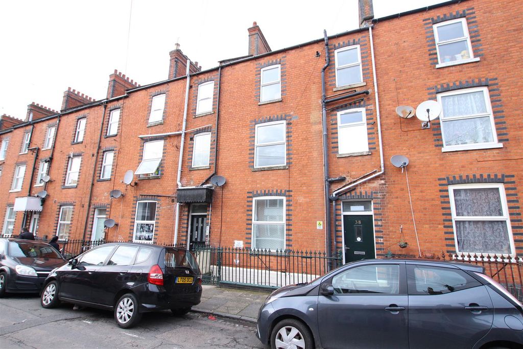 Property photo 1 of 11 Img_9458.Jpg