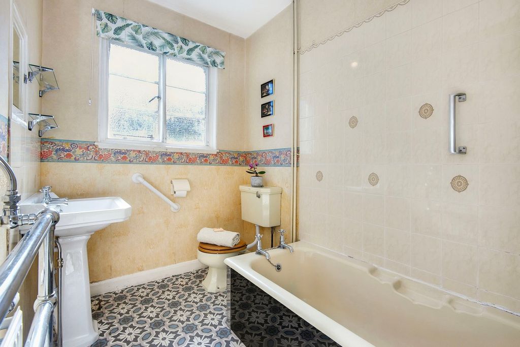 Additional image 7 of 5 bed detached house for saleWest Park Road, Cupar KY15