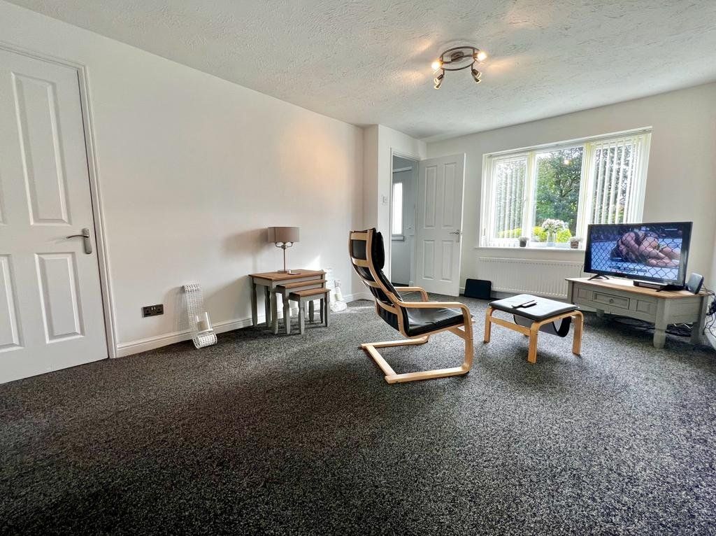 Property photo 2 of 18 Picture No. 04